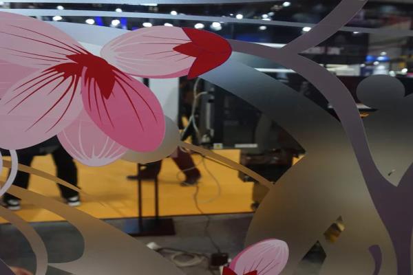 深圳超透UV彩白彩靜電貼制作鏤空透明玻璃磨砂貼雕刻制作